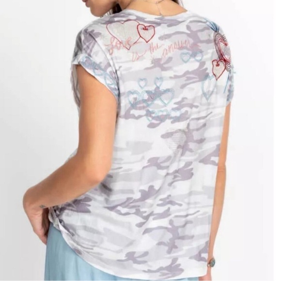 Johnny Was Amour Camo SS Tee - Picture 2 of 5